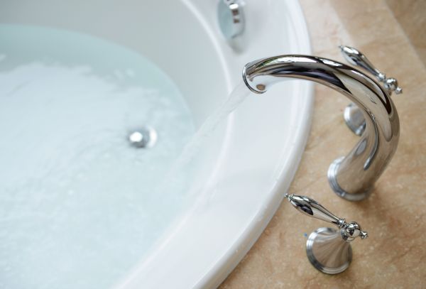 Cost of Tub Faucet Replacement in Sun City